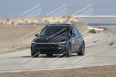 media/Oct-19-2025-Speed Ventures (Sun) [[a6e7fe67be]]/TC B/Session 2 (Outside Grapevine)/